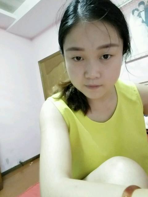 宝贝_我们家宝贝就爱看电视,有没有什么办法改