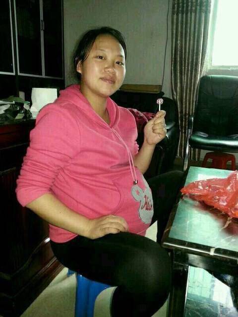 母乳喂奶,大肚子没了_第一次做妈妈既激动又忐