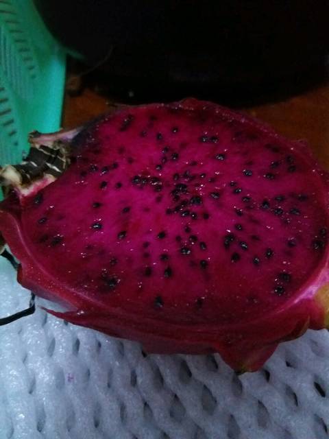 火龙果有香水味?_因为便秘,买了六个红心火龙