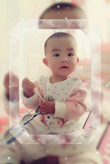 正常情况下,宝宝几个月会爬?_今天宝宝已经8个