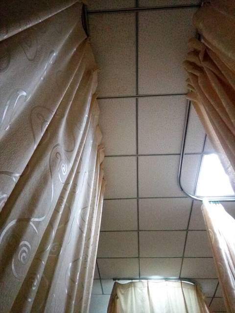 羊水破了,不痛,没反应