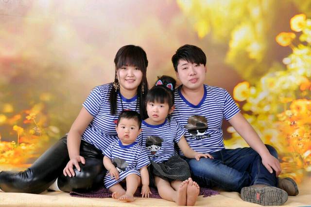 我的全家福_今年突然想拍全家福，小宝一岁四个月了一直没有去_宝宝树