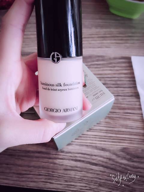 转阿玛尼粉底液和cpb隔离_帮转一个阿玛尼大