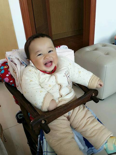 安宝宝_宝宝7个月了还没长牙,真是让人着急啊