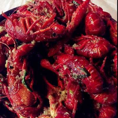 怀孕初期可以吃龙虾吗?_育儿问答_宝宝树