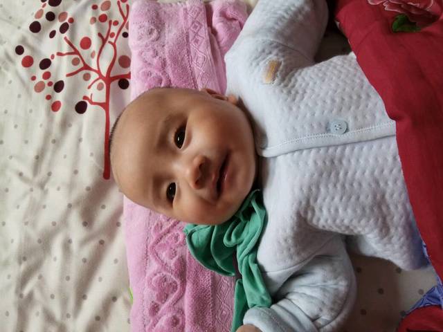 吐奶_孩子为啥老吐奶_宝宝树