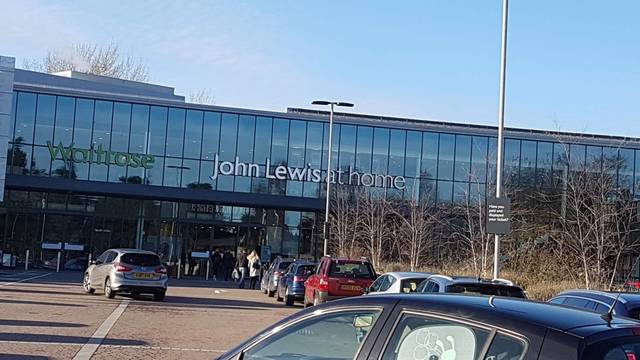 英国爱他美篇_英国的婴幼儿配方奶粉受政府直