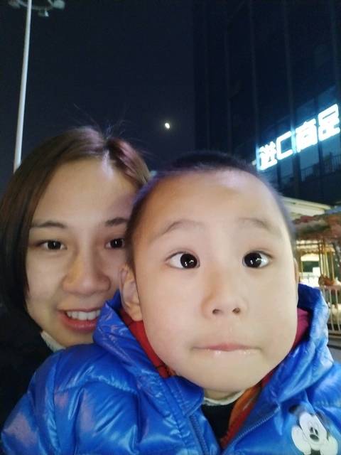 有内斜视的宝宝吗?请问是怎么矫正的?谢谢指