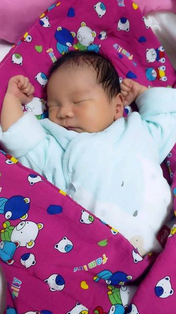 孕38周+3天 我家福蛋儿出生啦