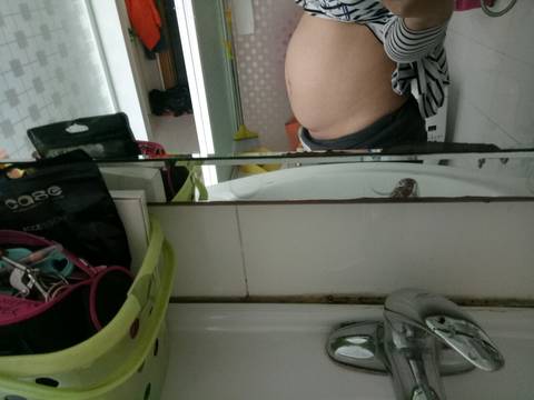 一胎是女宝,现在肚子里6个月了二胎,希望是男