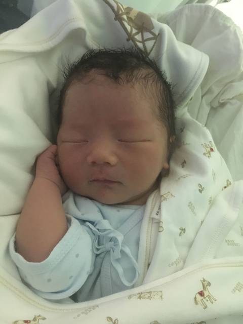 报喜,接男宝7.1斤