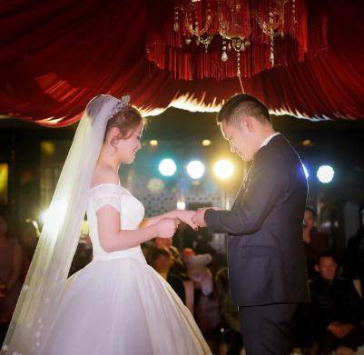 七年婚姻五年试管,如今有房有车有小孩,我怎么