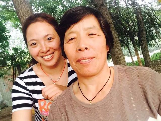 晒晒妈妈,年轻漂亮爱你噢