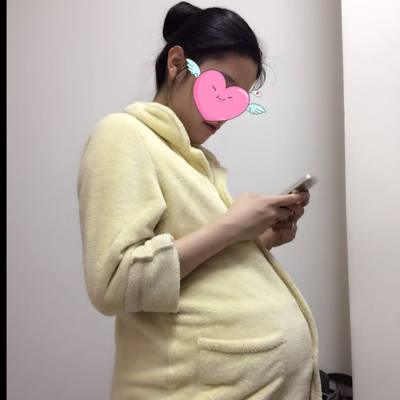 女宝下怀肚型图图片