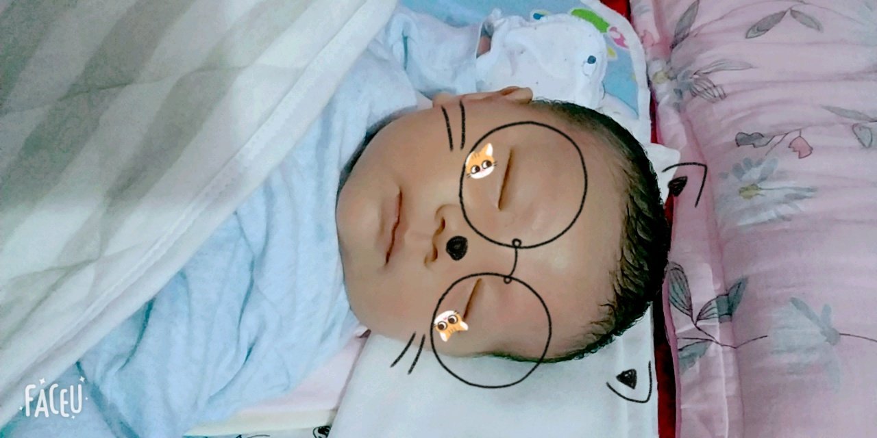 宝贝小满月了