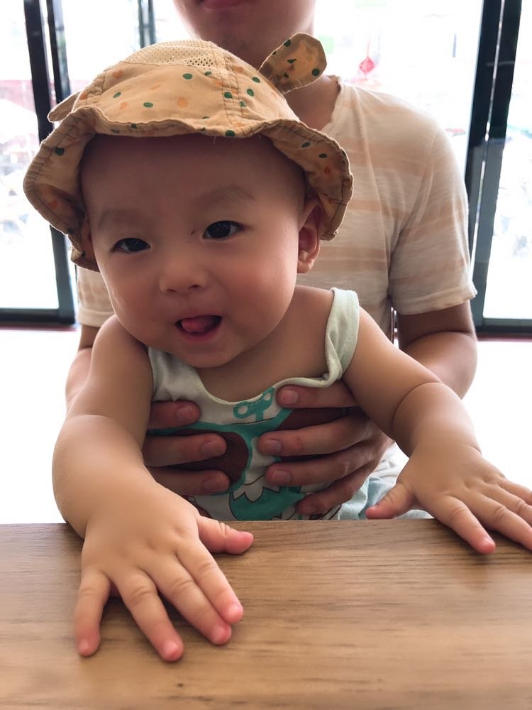 七个半月的小王子☺️