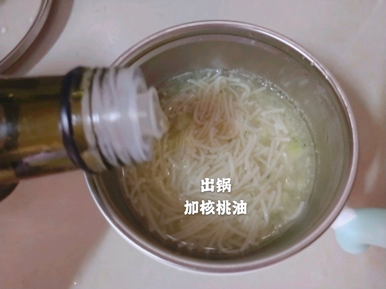 辅食日记·黄瓜小面条