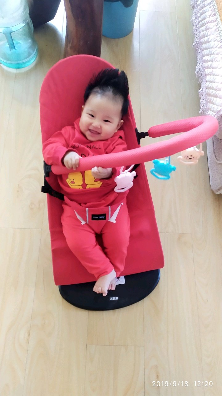 宝宝5个月了，棒棒哒😚