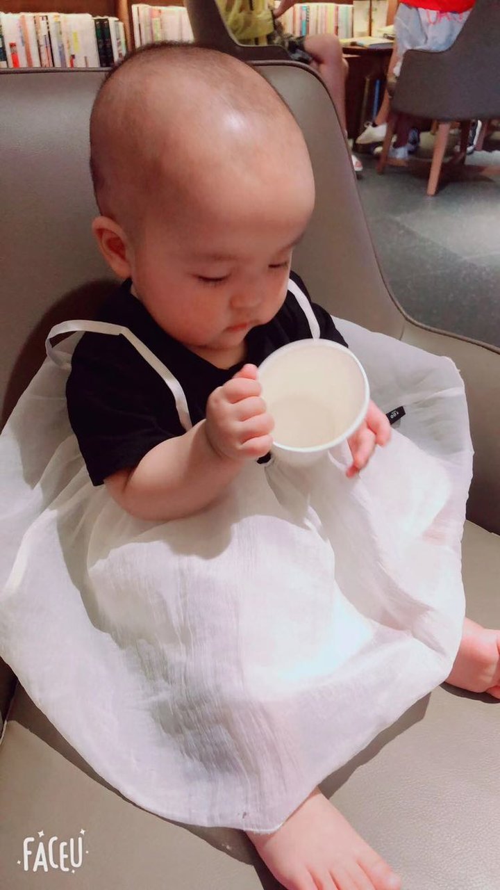 姐妹俩像不