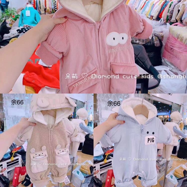总会买一大堆衣服给宝宝，但是当穿时就发现小了😓😓