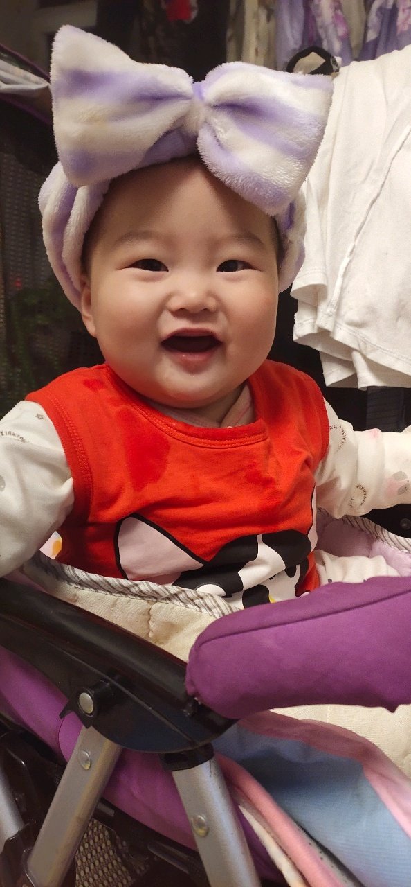 九宫格表情包，😊