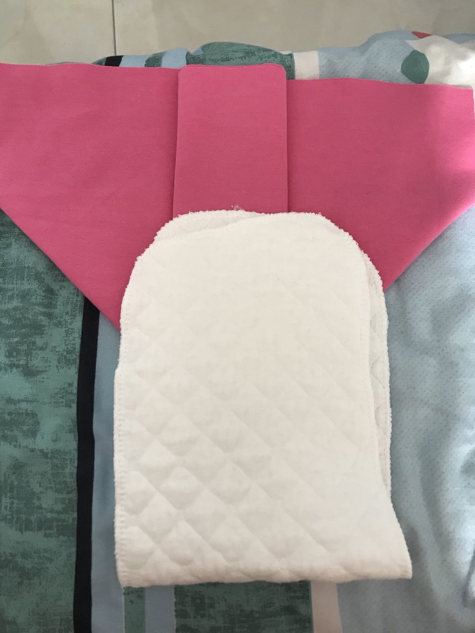 新生儿选择用尿不湿的多还是尿布的多呢
