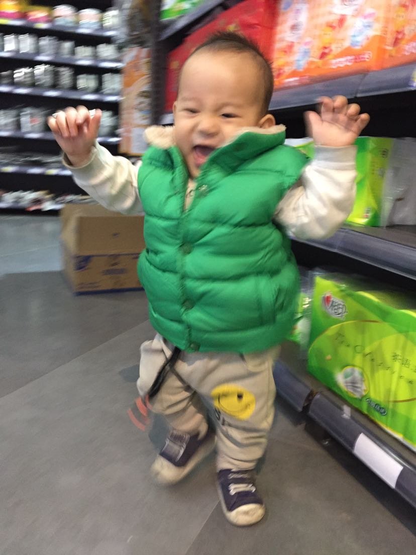 宝宝马上一岁啦