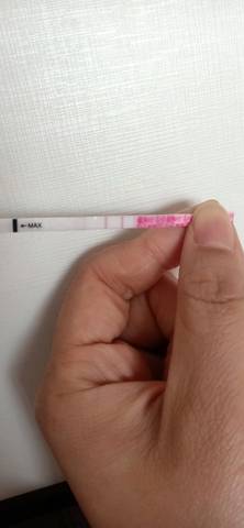 月经干净的第7天,刚用排卵试纸测的,这是强阳吗?